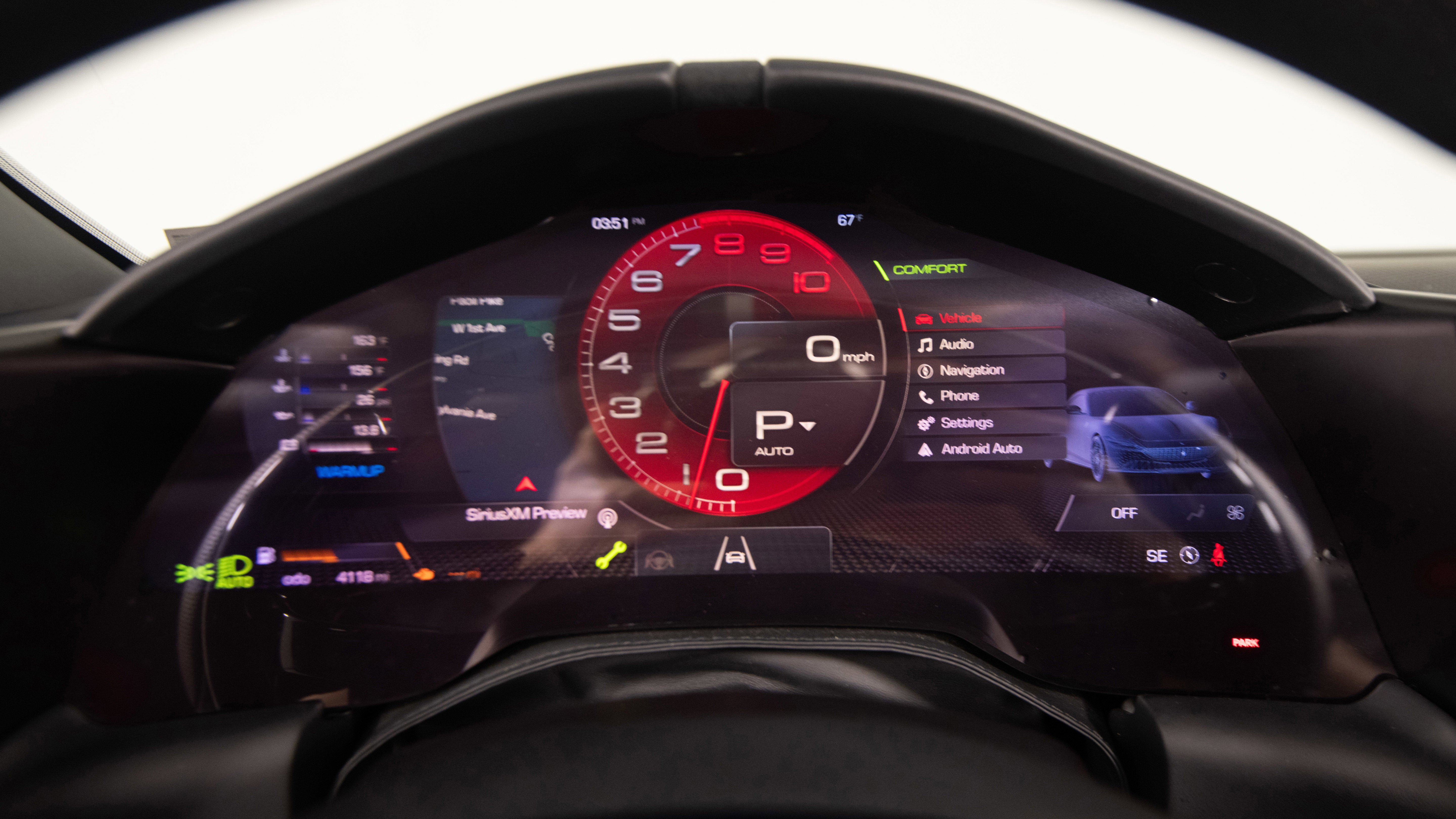 Certified 2025 Ferrari Roma Spider RWD image 22
