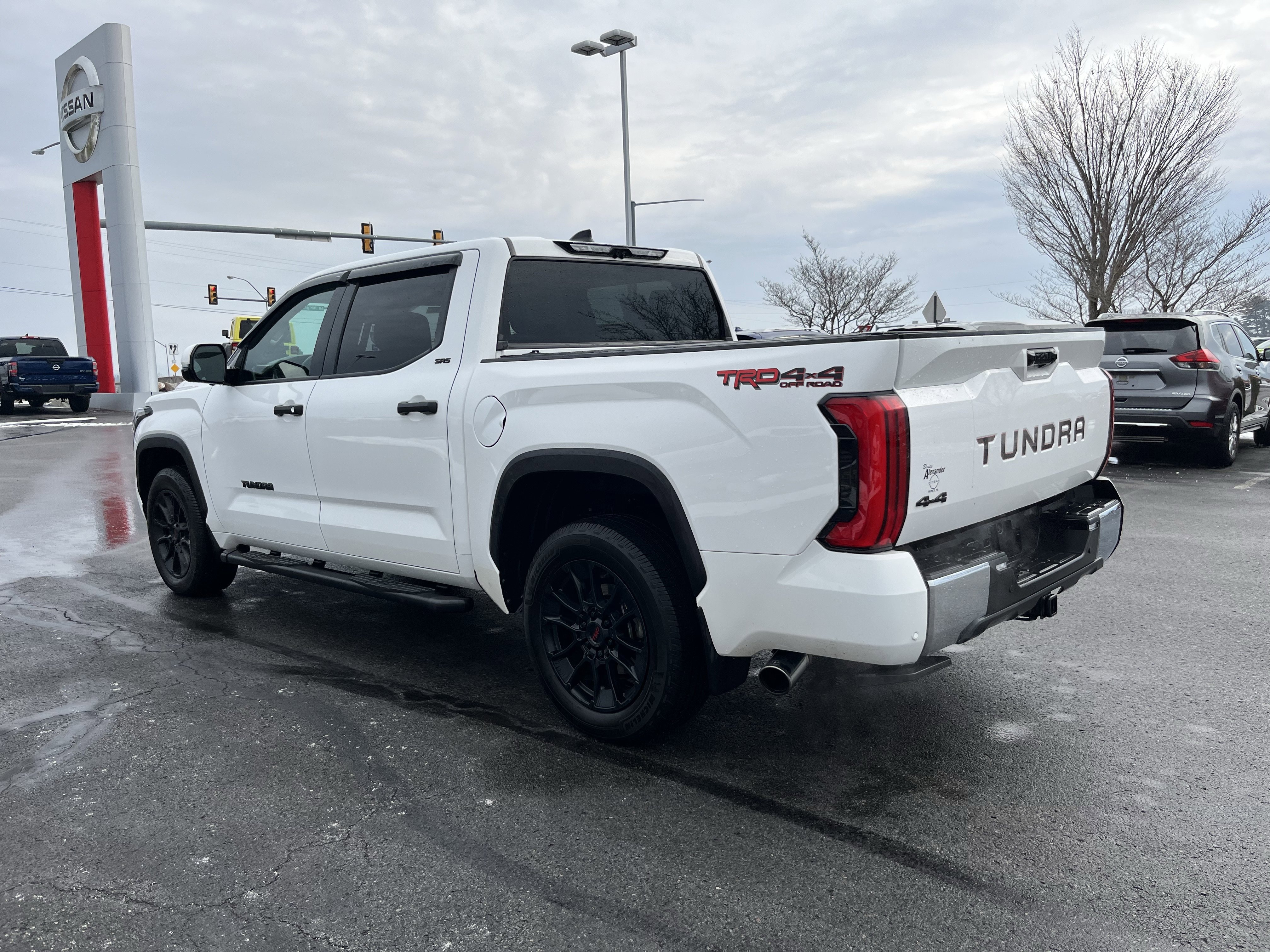 Used 2023 Toyota Tundra SR5 image 6