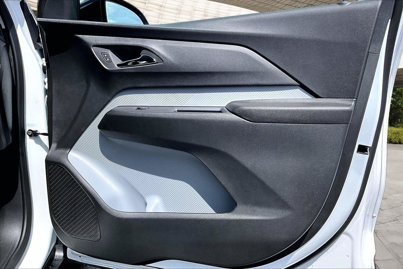 New 2027 Chevrolet Bolt LT FWD image 12
