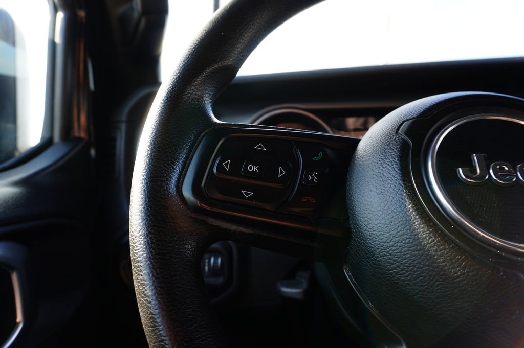 Used 2018 Jeep Wrangler Unlimited Sport image 20