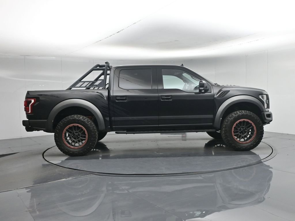Used 2019 Ford F150 Raptor w/ Equipment Group 802A Luxury AWD/4WD image 28