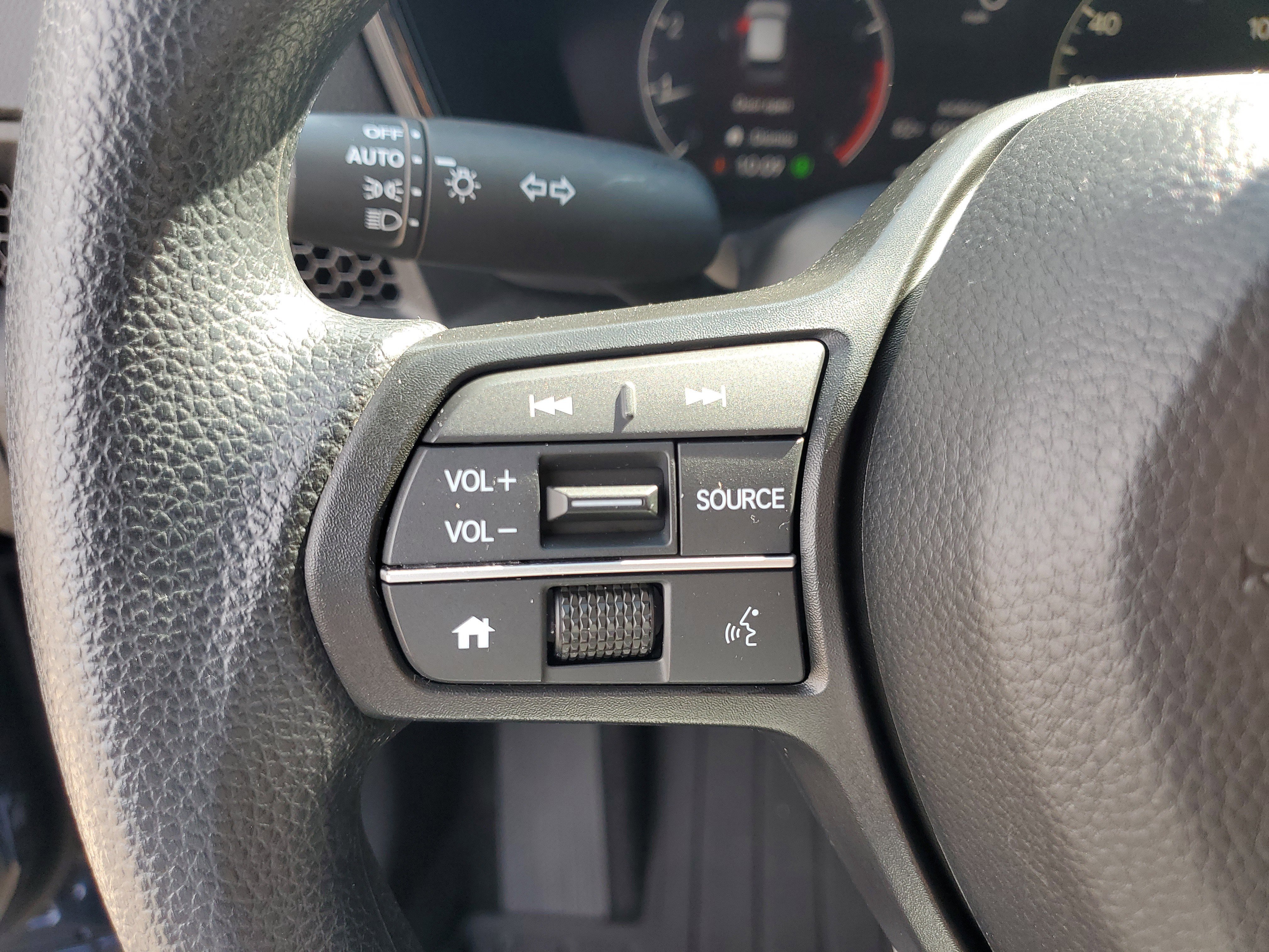 Used 2024 Honda CR-V EX image 25