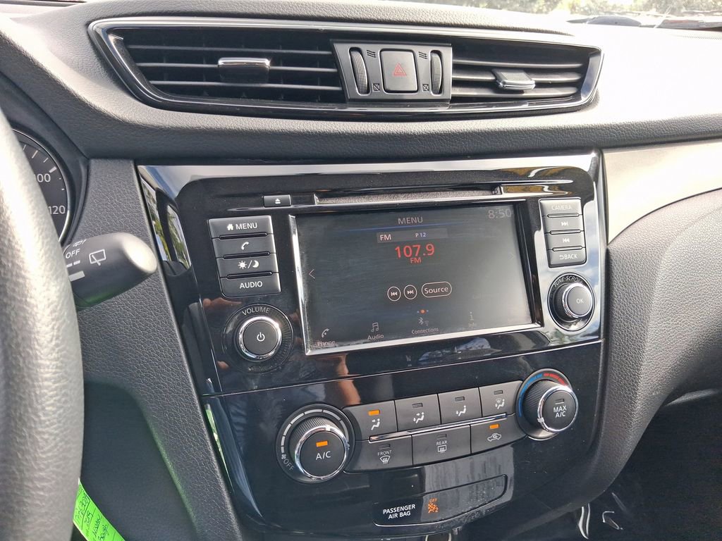 Used 2019 Nissan Rogue Sport S FWD image 21