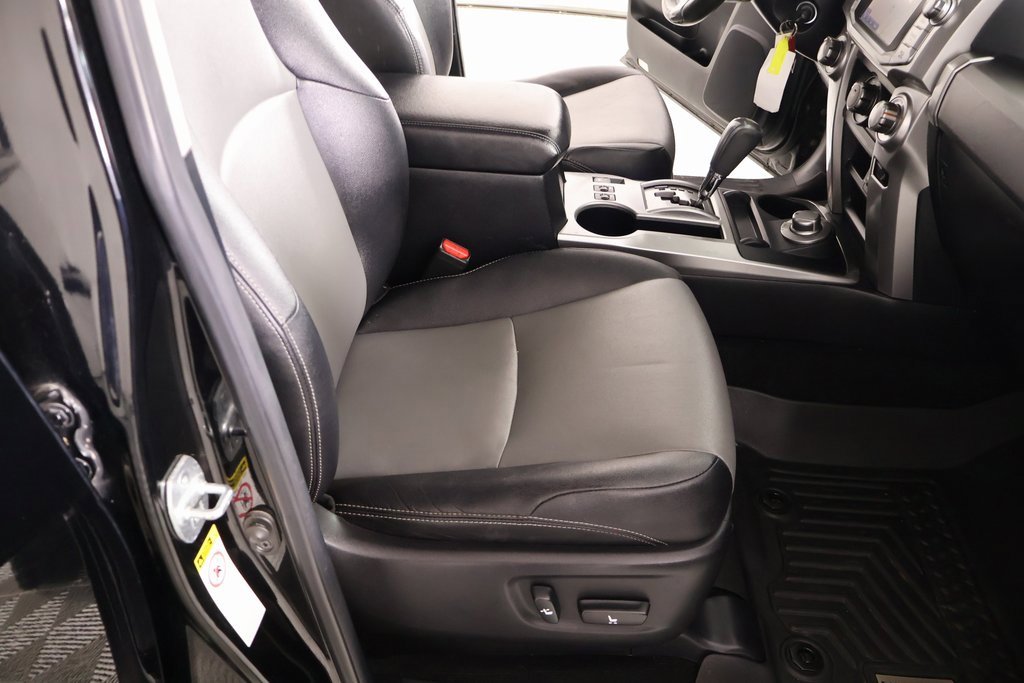 Used 2016 Toyota 4Runner image 15