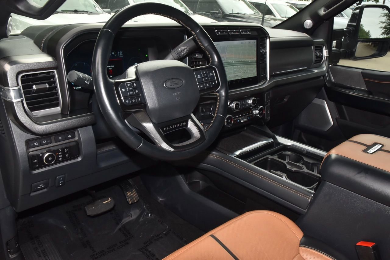 Used 2024 Ford F250 Platinum image 36