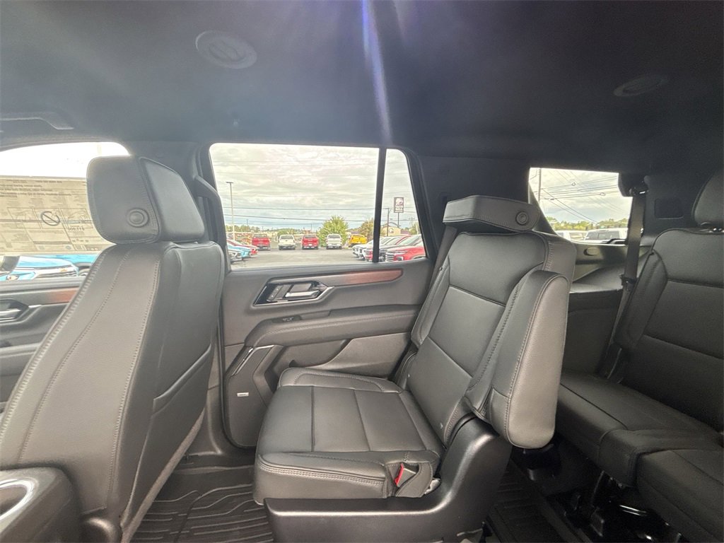 New 2026 GMC Yukon Denali w/ LPO, Floor Liner Package image 12