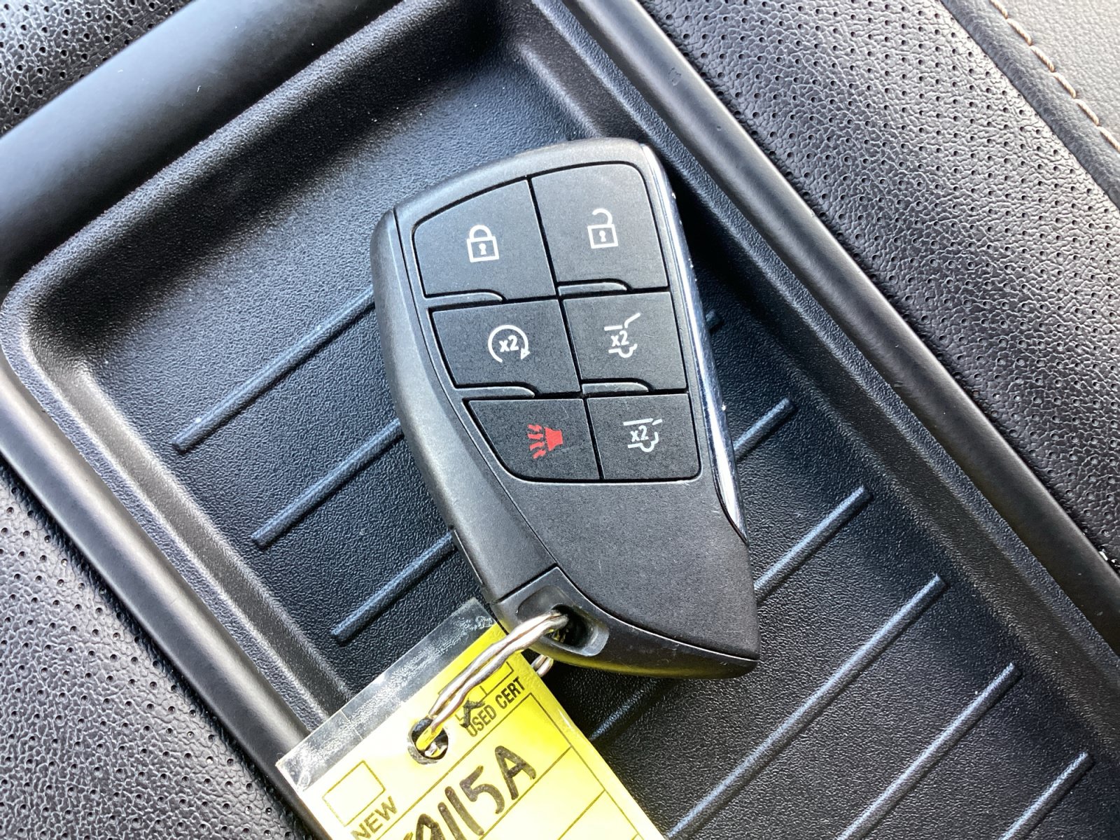 Used 2023 GMC Yukon AT4 w/ AT4 Premium Plus Package AWD/4WD image 40
