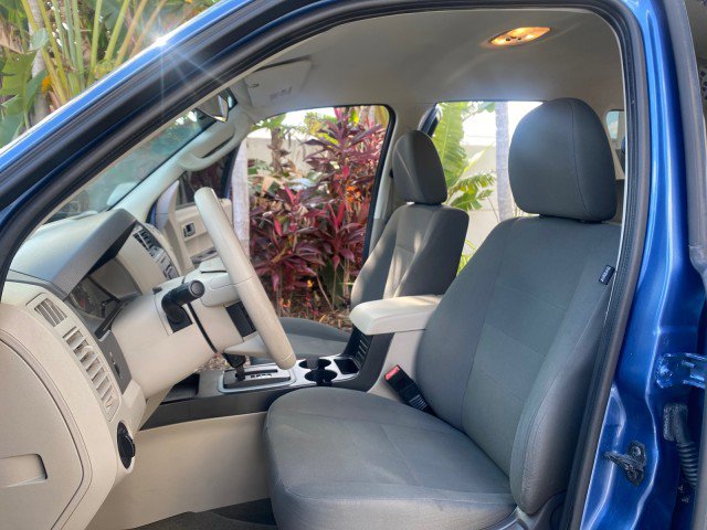 Used 2009 Ford Escape XLS image 11