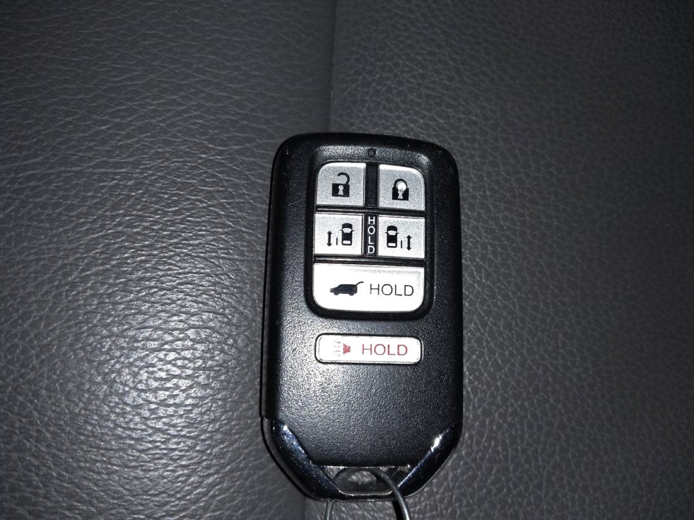 Used 2015 Honda Odyssey Touring Elite image 32