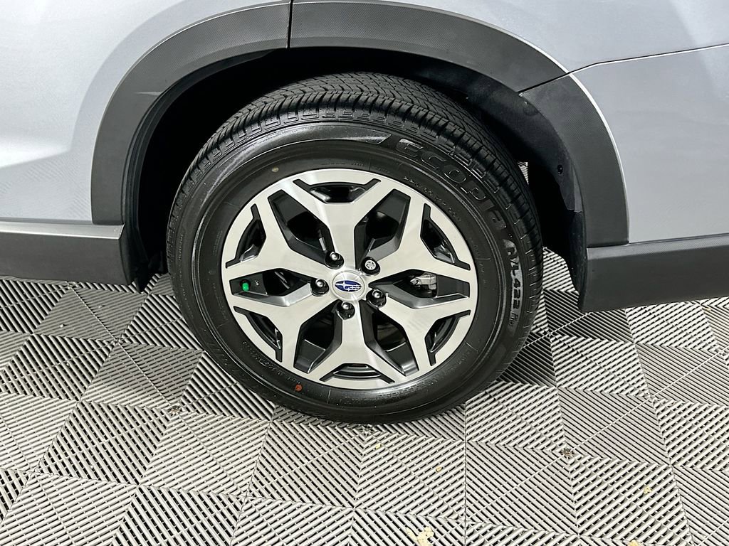 Certified 2022 Subaru Forester Premium image 38