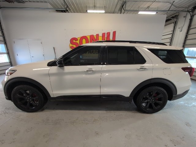 Used 2020 Ford Explorer ST w/ ST Street Pack image 2