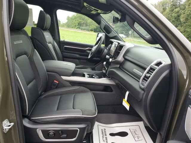 New 2027 RAM 1500 Laramie w/ Night Edition AWD/4WD image 24