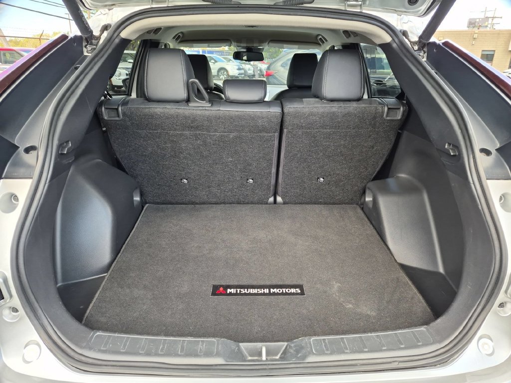 Used 2025 Mitsubishi Eclipse Cross SE AWD/4WD image 29