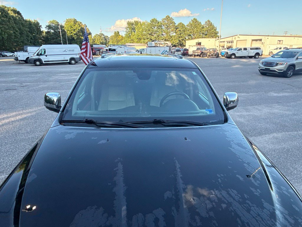 Used 2019 Jeep Grand Cherokee Overland AWD/4WD image 12