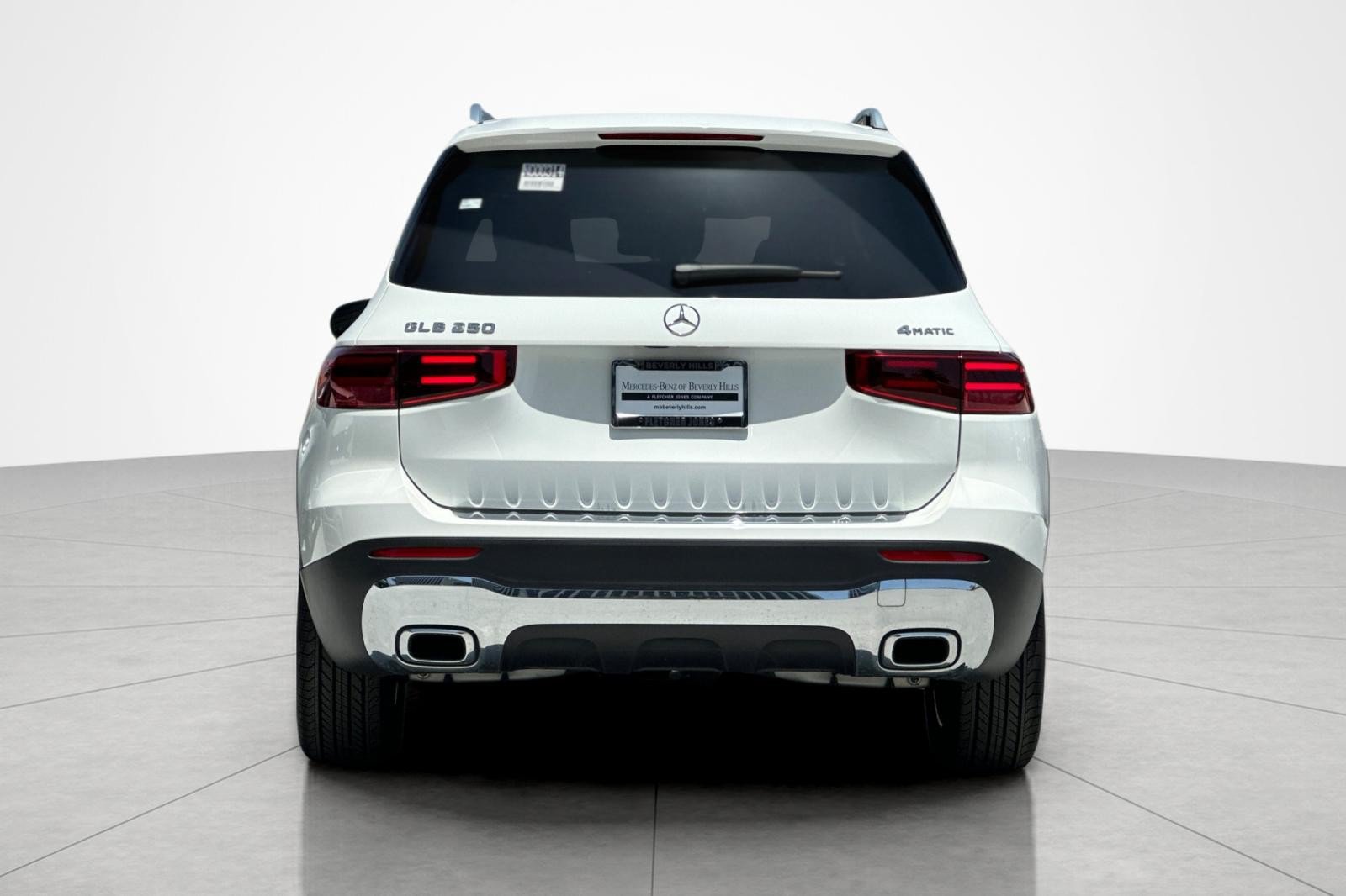 New 2025 Mercedes-Benz GLB 250 4MATIC image 4