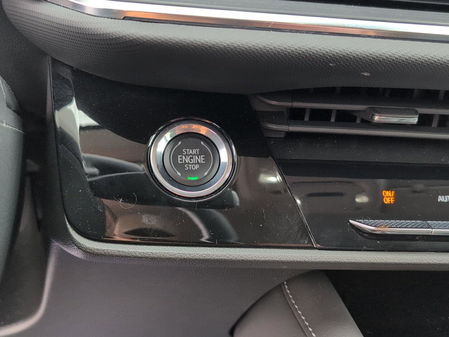 Used 2025 Buick Envision Preferred image 26