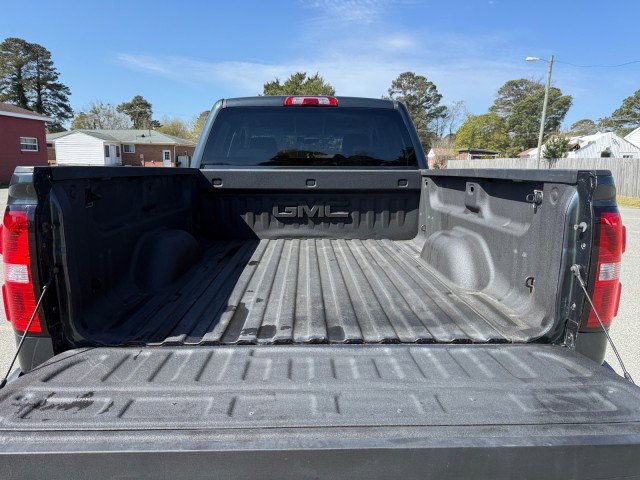 Used 2017 GMC Sierra 2500 SLT w/ Duramax Plus Package image 15