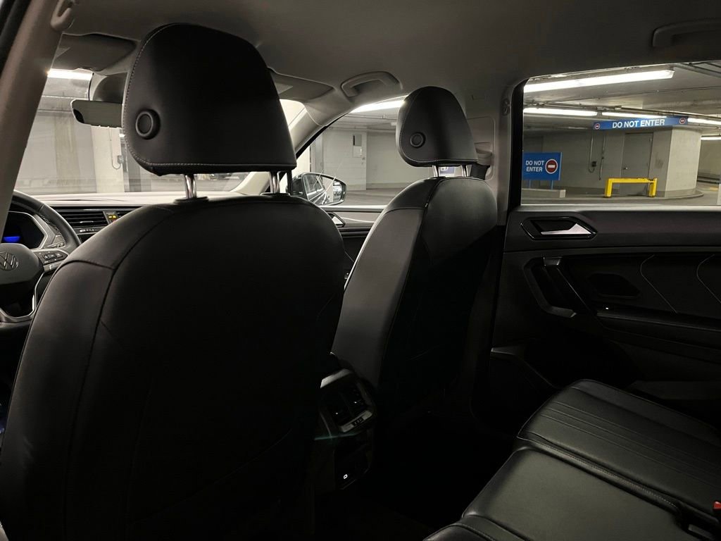 Used 2022 Volkswagen Tiguan SE AWD/4WD image 22