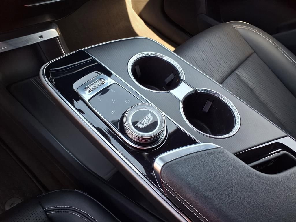 Used 2024 Cadillac Lyriq Sport image 26