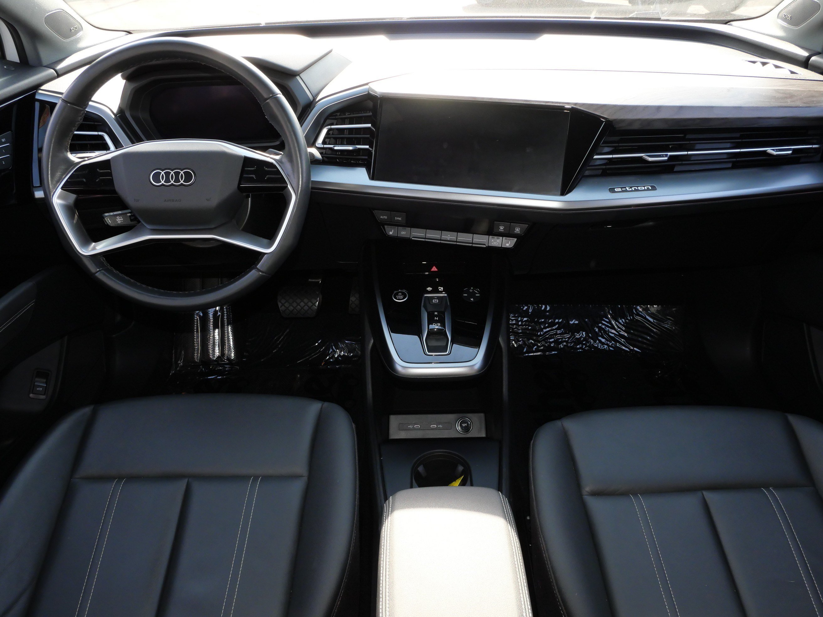 Used 2023 Audi Q4 e-tron Premium Plus AWD/4WD image 10