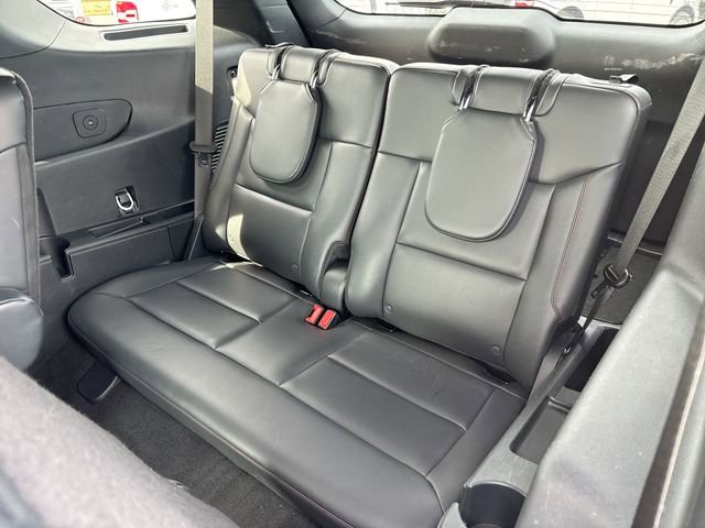 Certified 2025 Ford Explorer ST image 19