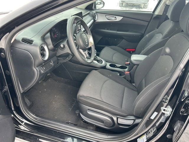 Used 2024 Kia Forte LXS image 13