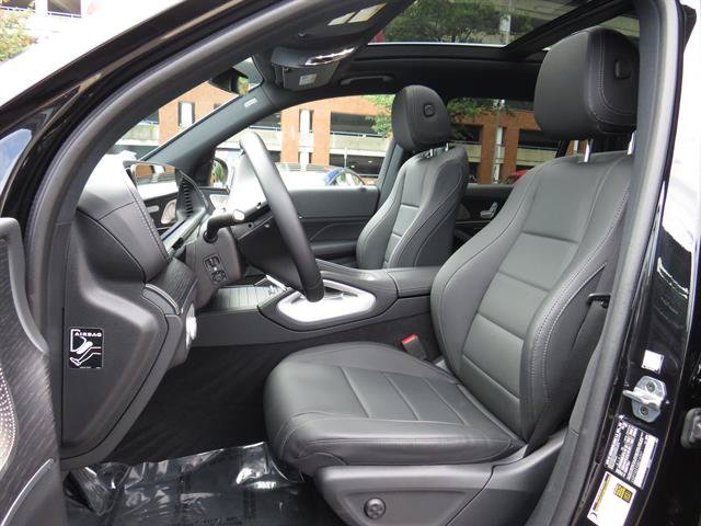 Used 2025 Mercedes-Benz GLS 450 4MATIC image 20