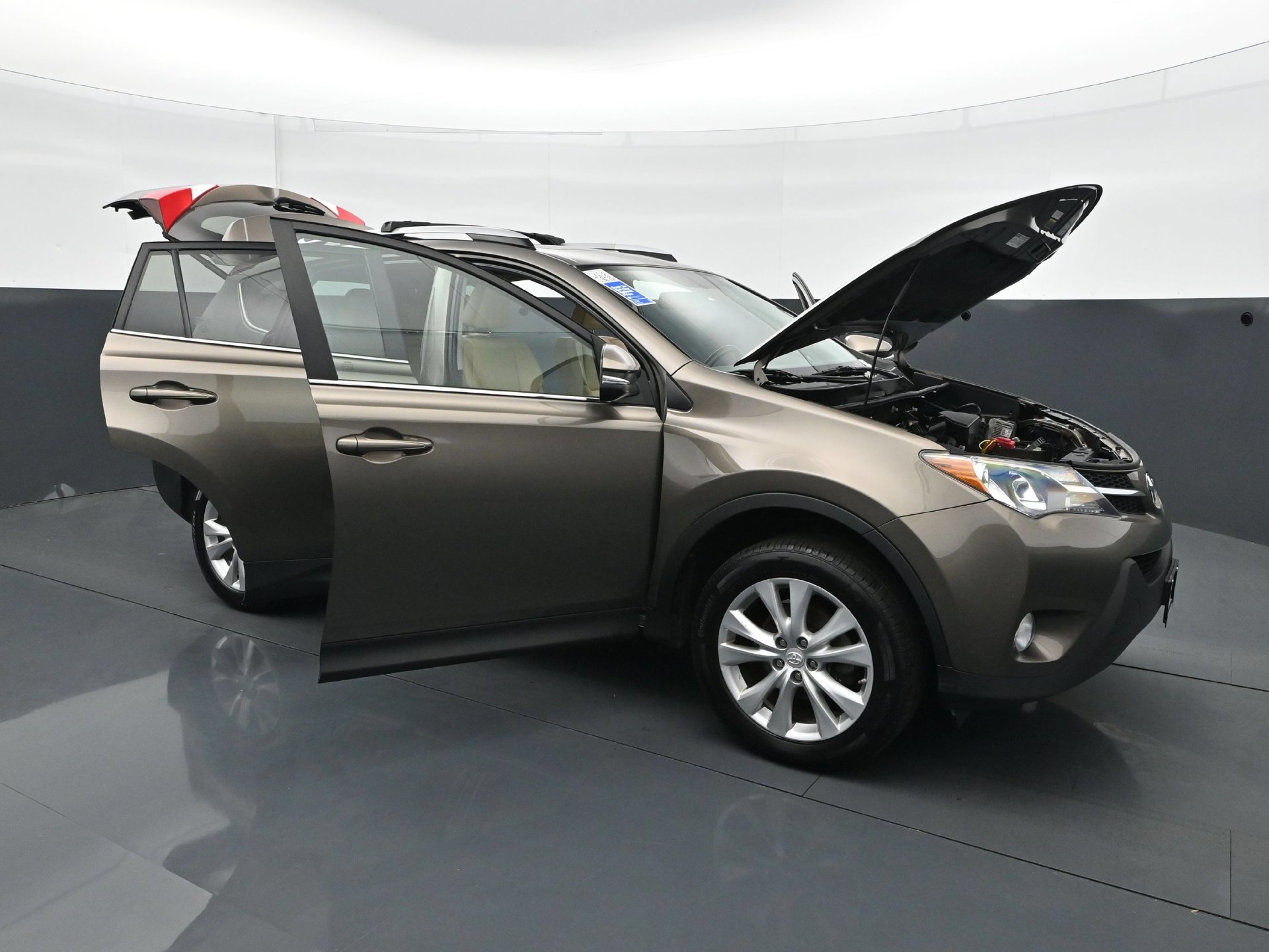 Used 2014 Toyota RAV4 Limited AWD/4WD image 36