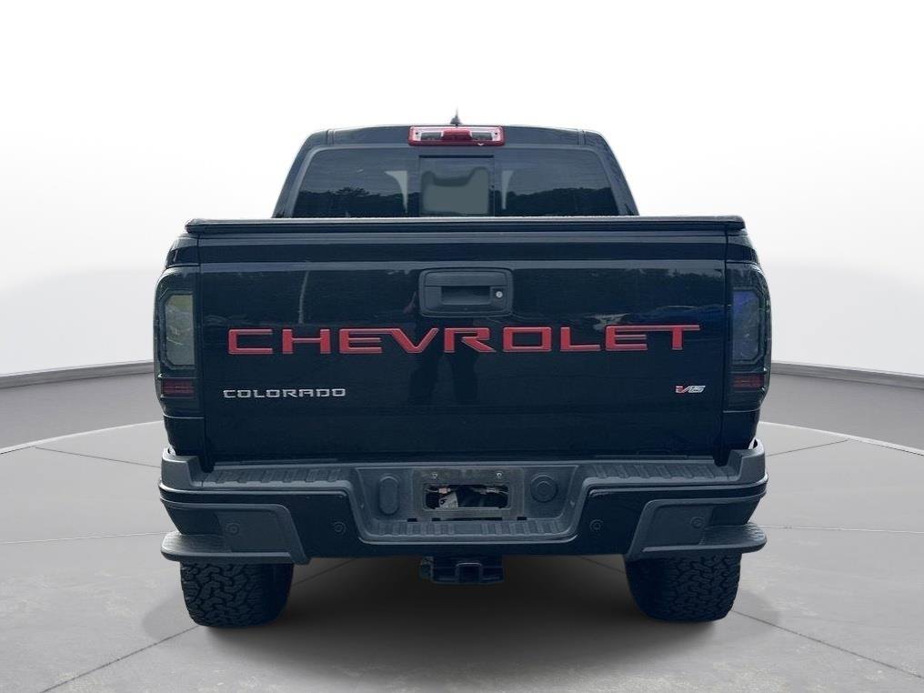Used 2022 Chevrolet Colorado Z71 w/ Z71 Midnight Edition AWD/4WD image 7