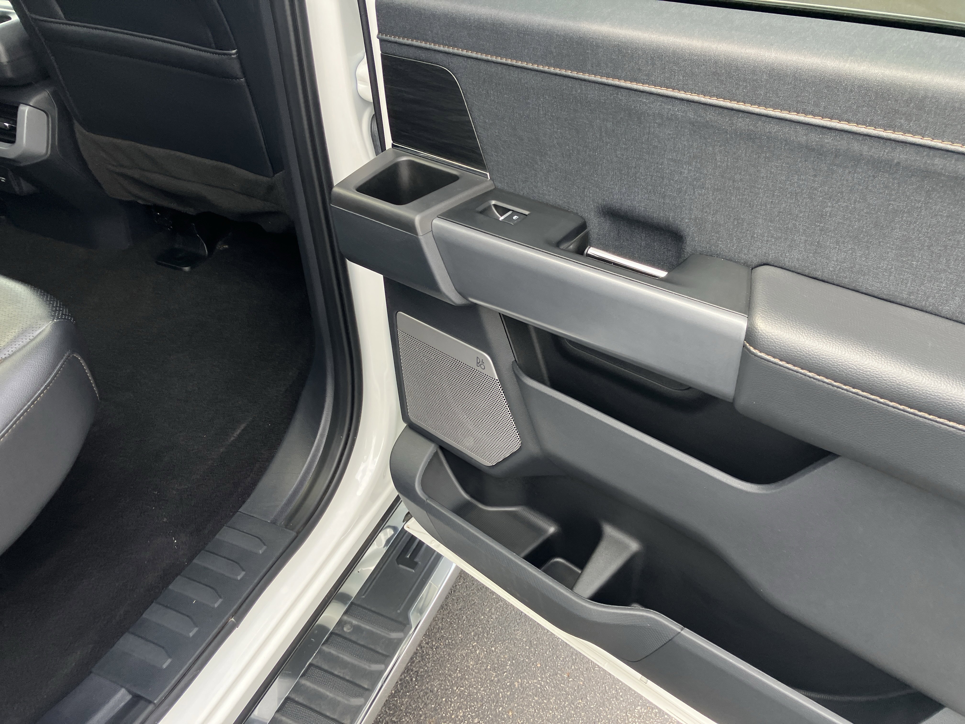 Used 2024 Ford F150 Lariat image 12