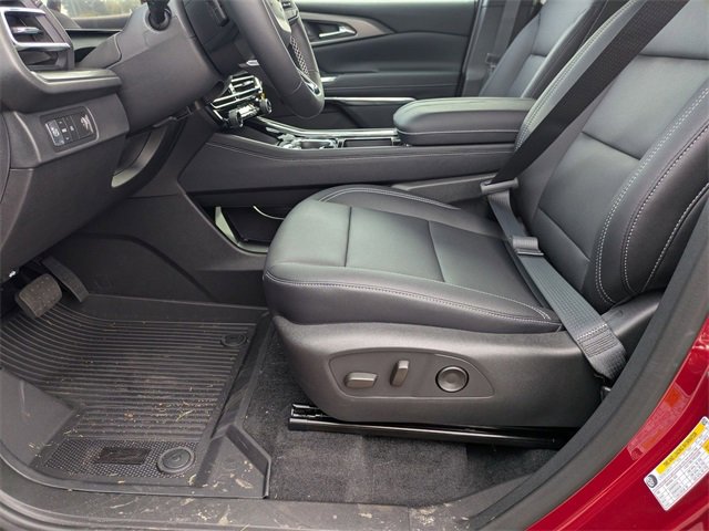 New 2026 Chevrolet Traverse LT w/ Driver Confidence Package image 11