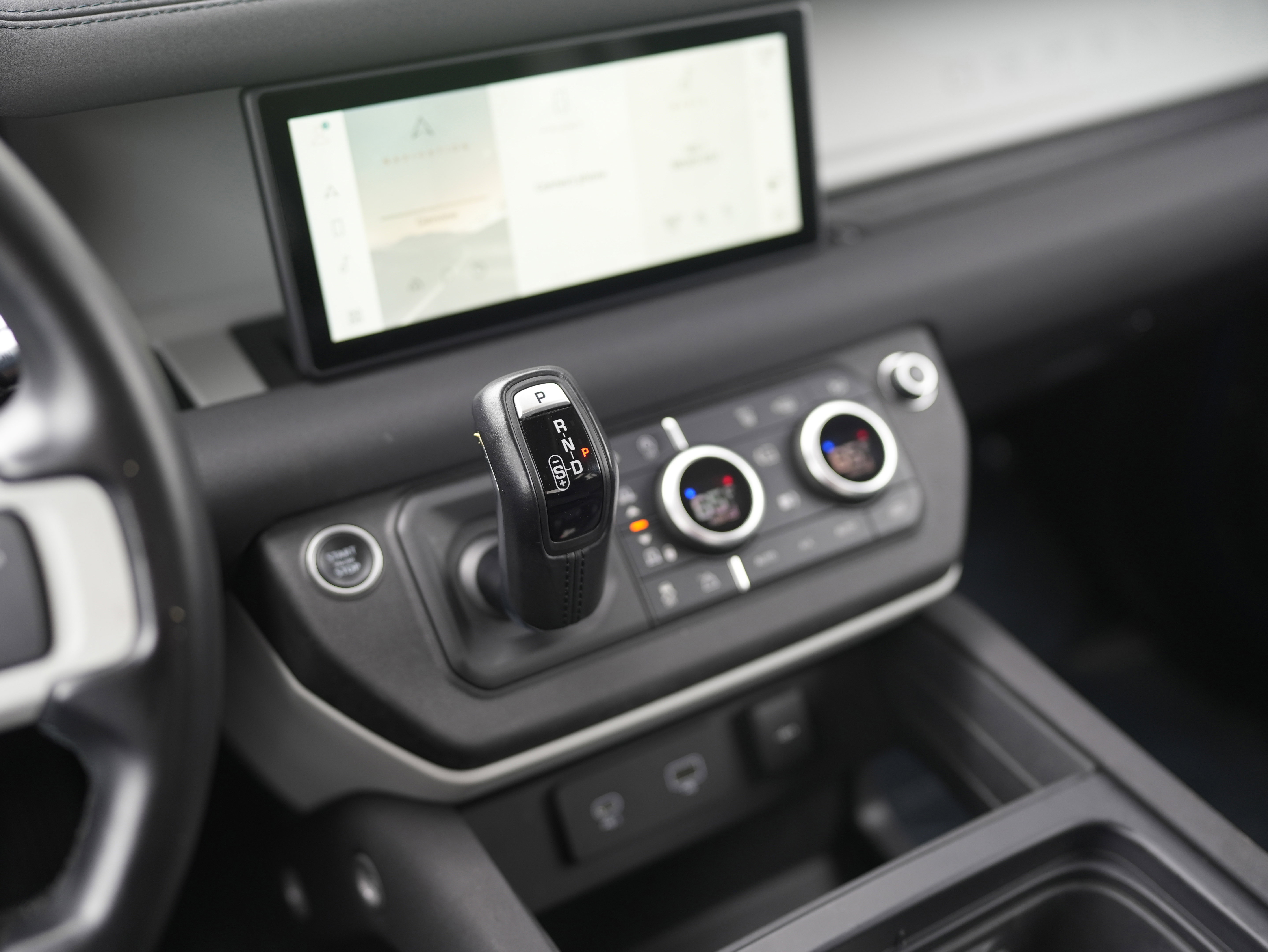 Used 2022 Land Rover Defender 90 AWD/4WD image 16