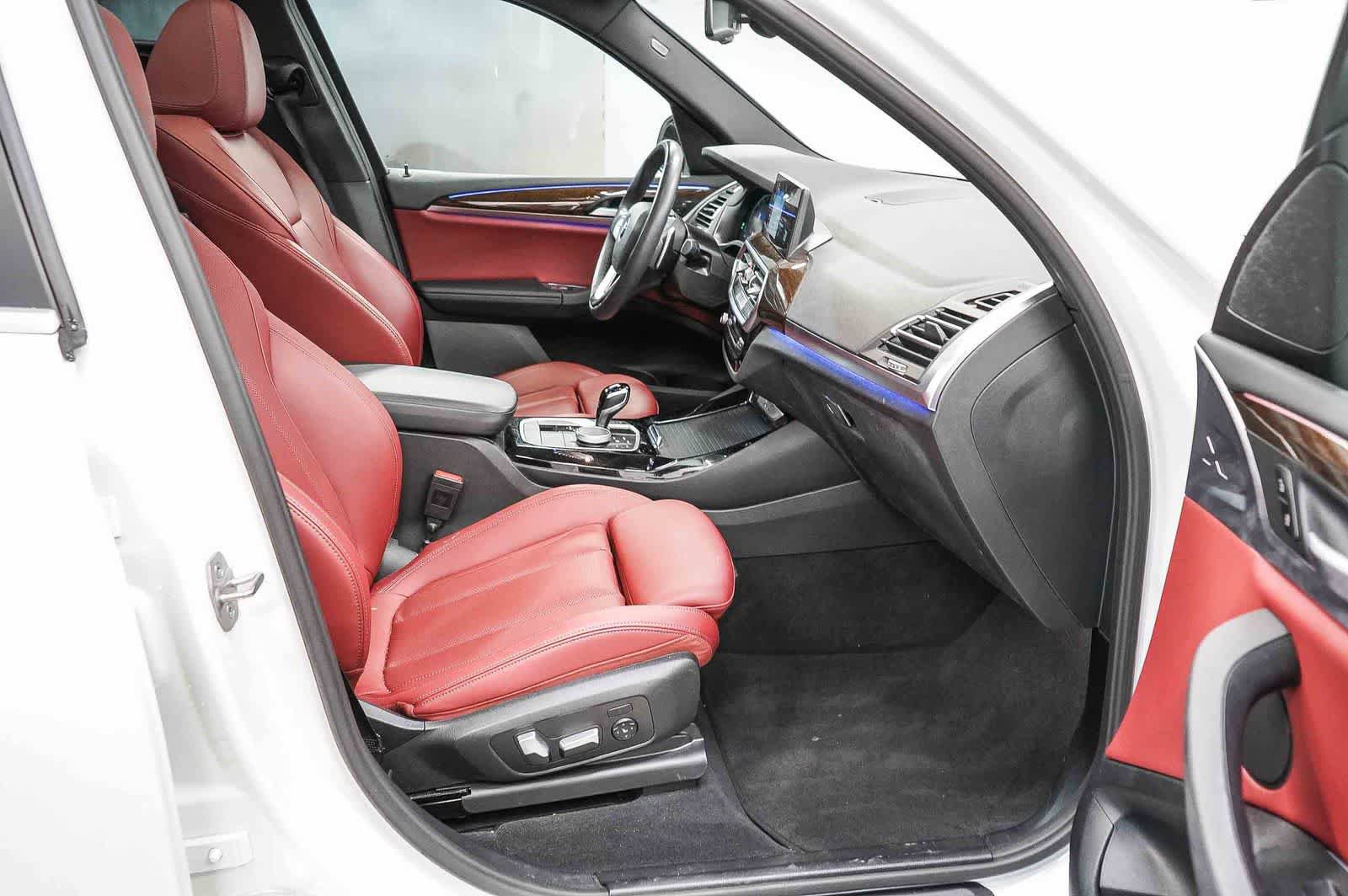 Used 2024 BMW X3 sDrive30i w/ Convenience Package RWD image 17