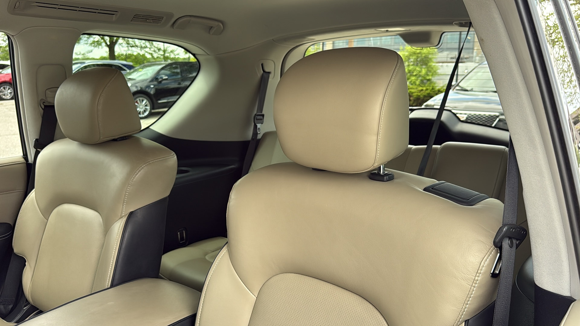 Used 2021 INFINITI QX80 Premium Select w/ All-Season Package AWD/4WD image 29