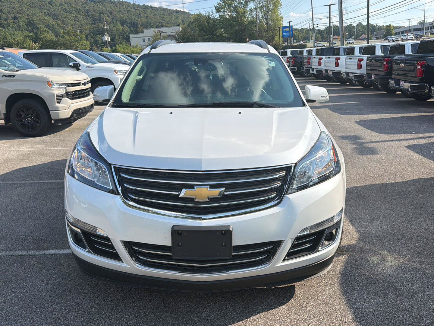 Used 2017 Chevrolet Traverse Premier FWD image 5