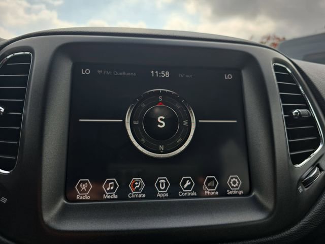 Used 2018 Jeep Compass Trailhawk w/ Cold Weather Group image 21