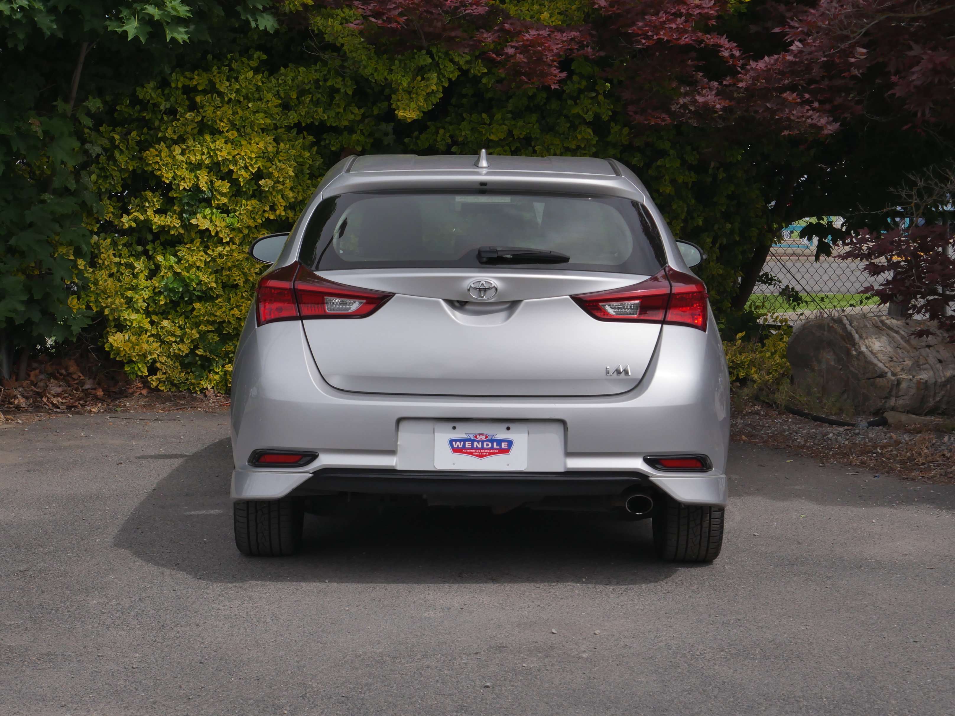 Used 2018 Toyota Corolla iM w/ All-Weather Mat Package FWD image 19