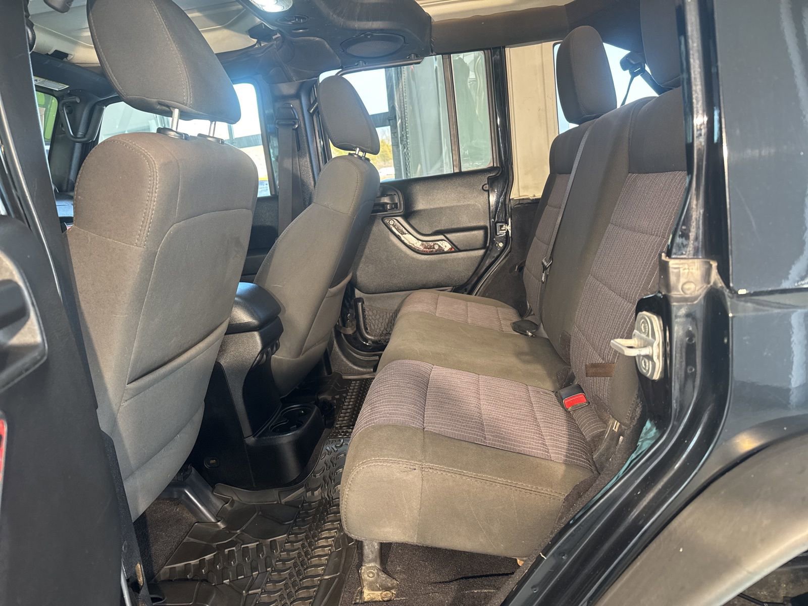 Used 2012 Jeep Wrangler Unlimited Sahara w/ Dual Top Group image 14