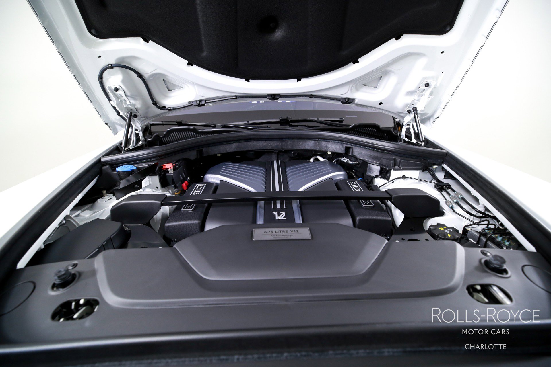 Used 2023 Rolls-Royce Cullinan Black Badge w/ Driver's Package image 41