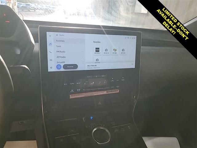 Used 2024 Toyota bZ4X AWD image 9