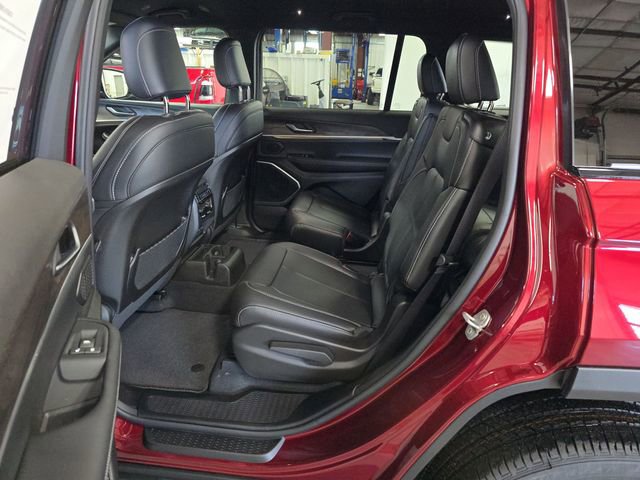 New 2026 Jeep Grand Cherokee L Limited image 10