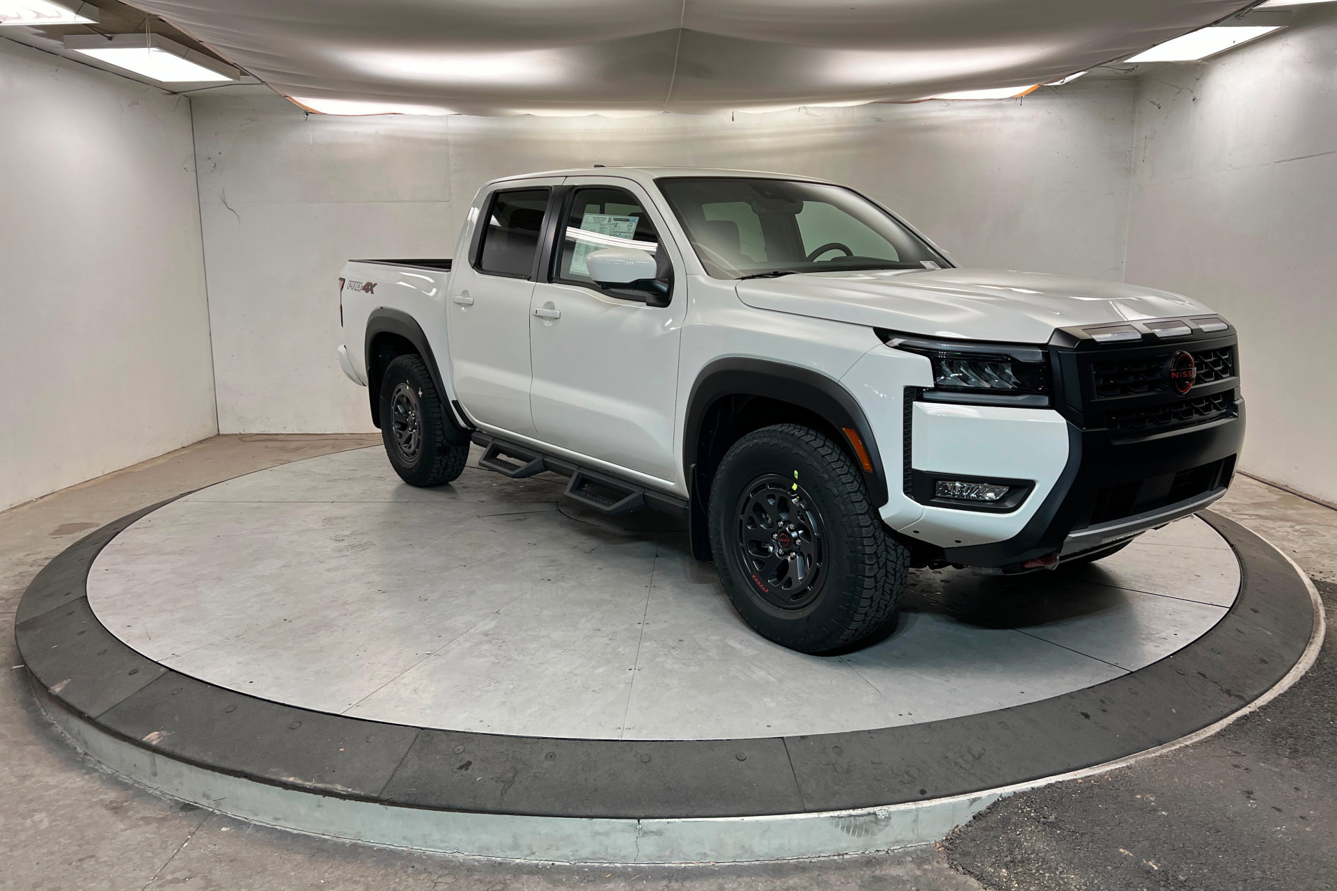 New 2026 Nissan Frontier PRO-4X w/ Pro Premium Package image 7