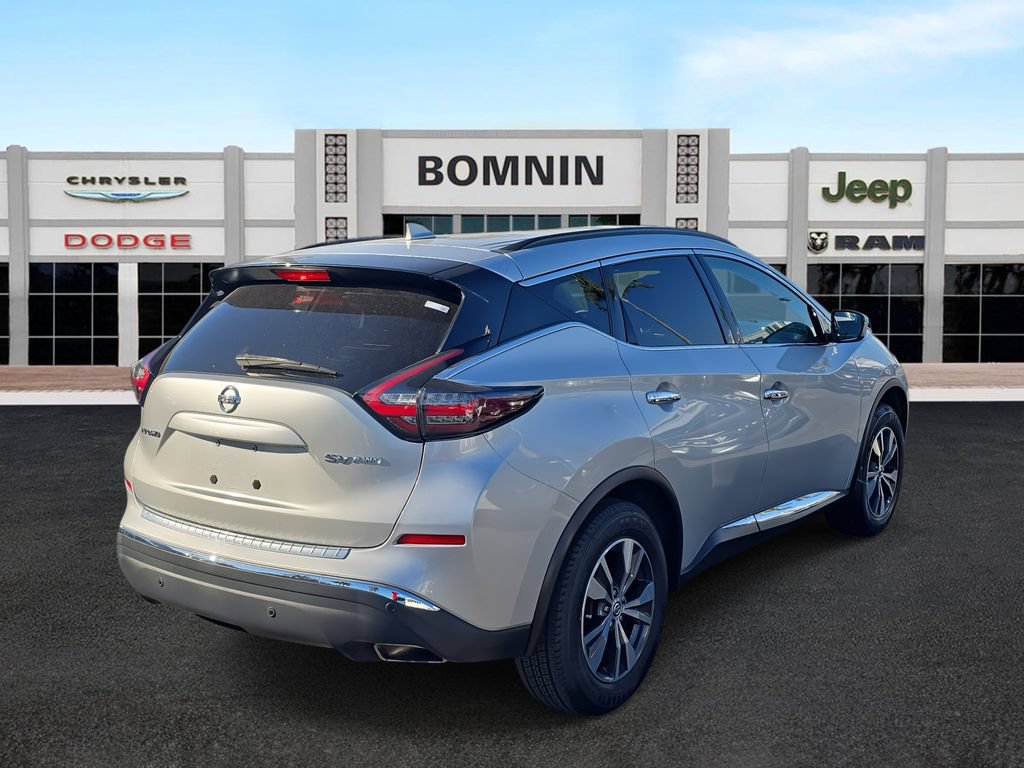 Used 2022 Nissan Murano SV w/ Cargo Package AWD/4WD image 3