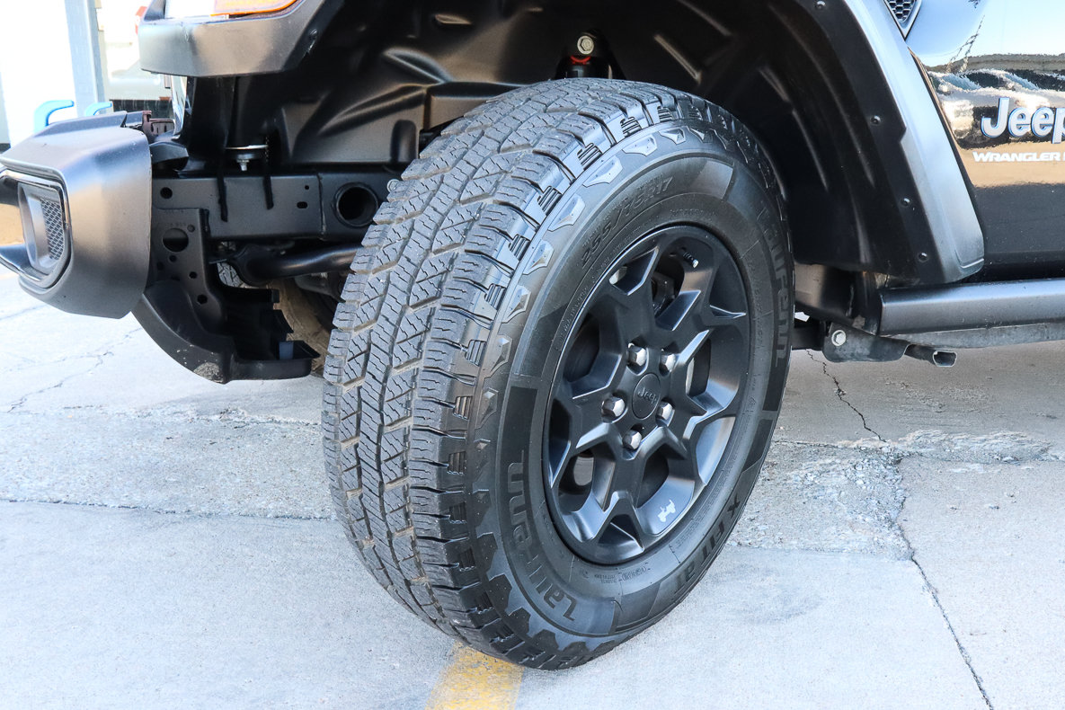 Used 2023 Jeep Wrangler Unlimited AWD/4WD image 19