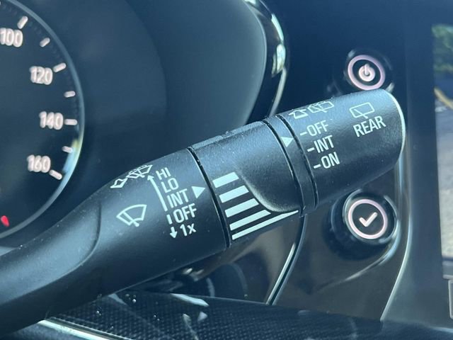 Used 2023 Buick Envision Preferred FWD image 31