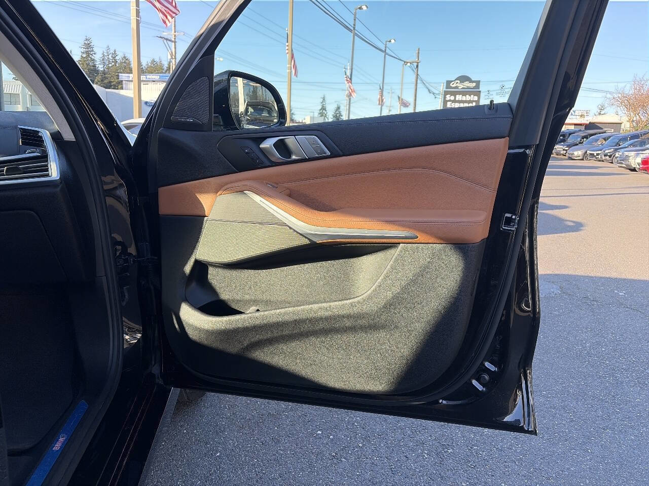 Used 2020 BMW X7 xDrive40i w/ Premium Package image 24