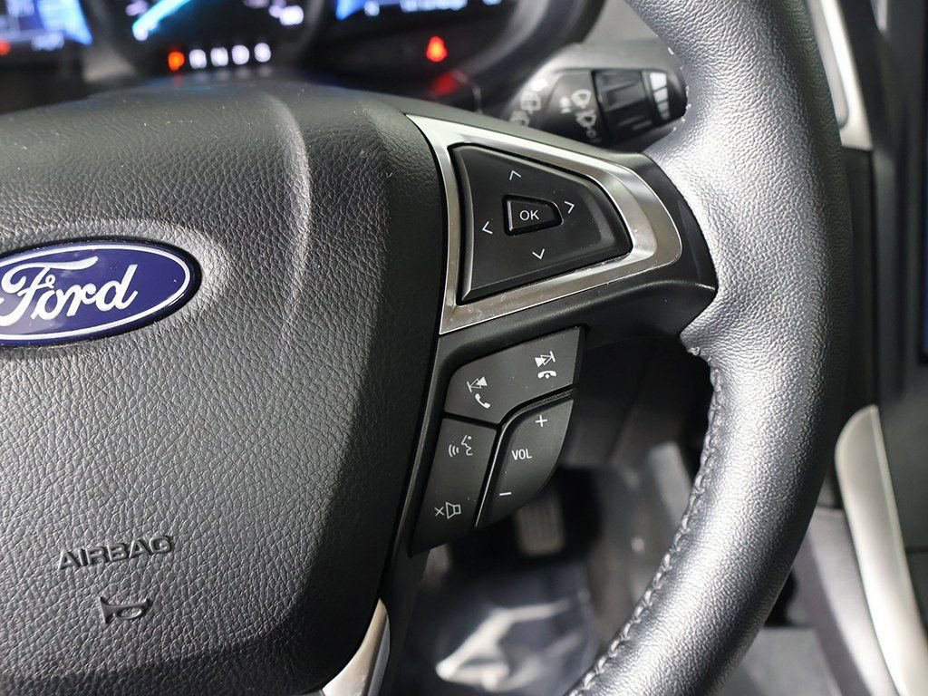Used 2024 Ford Edge SEL w/ Convenience Package image 39
