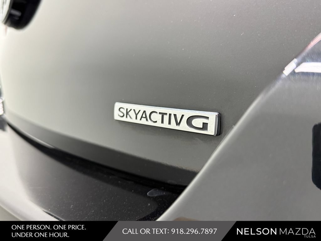 Certified 2025 MAZDA MAZDA3 s FWD image 11