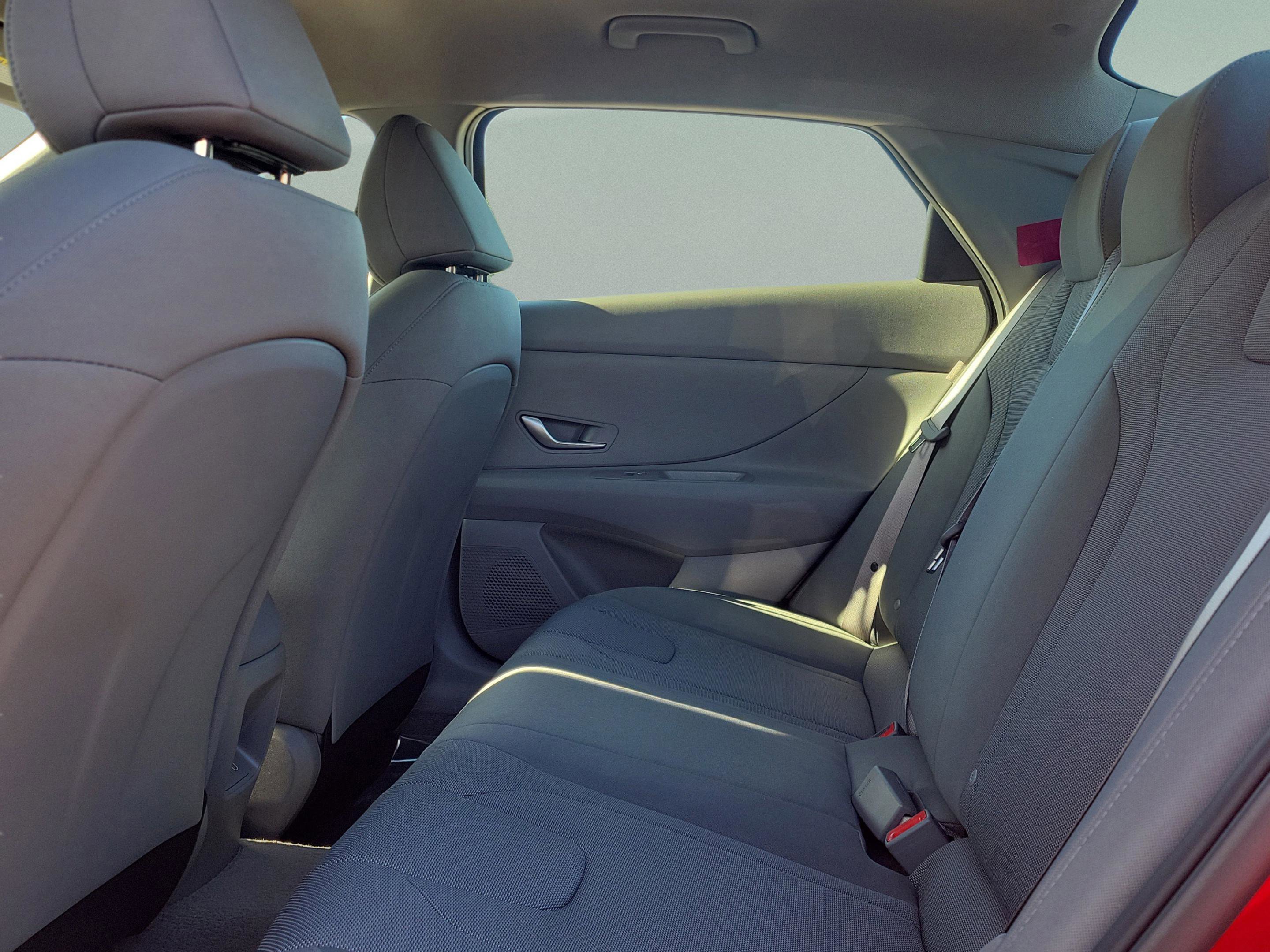 New 2026 Hyundai Elantra SE w/ Cargo Package image 7