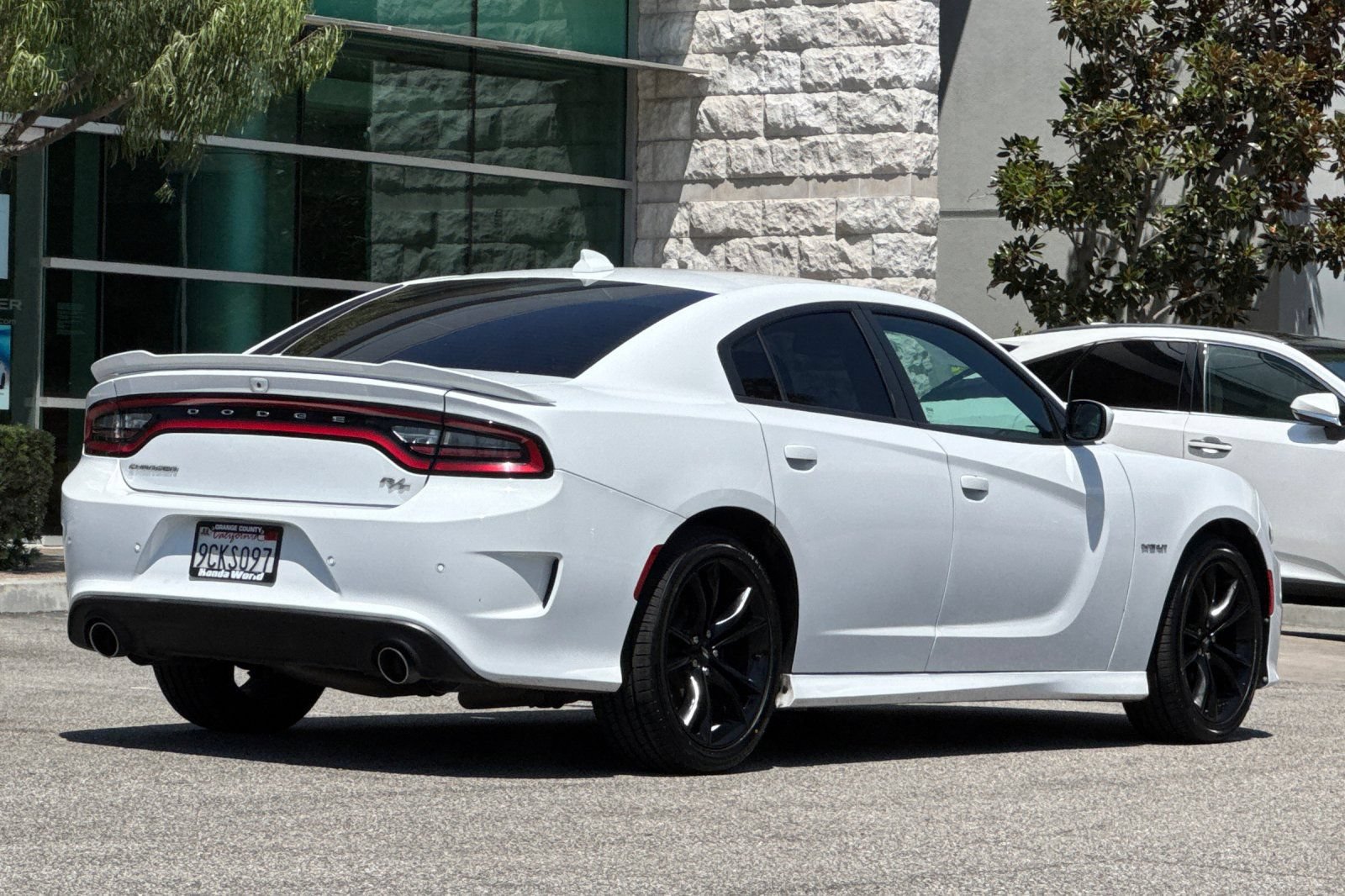 Used 2020 Dodge Charger R/T RWD image 4
